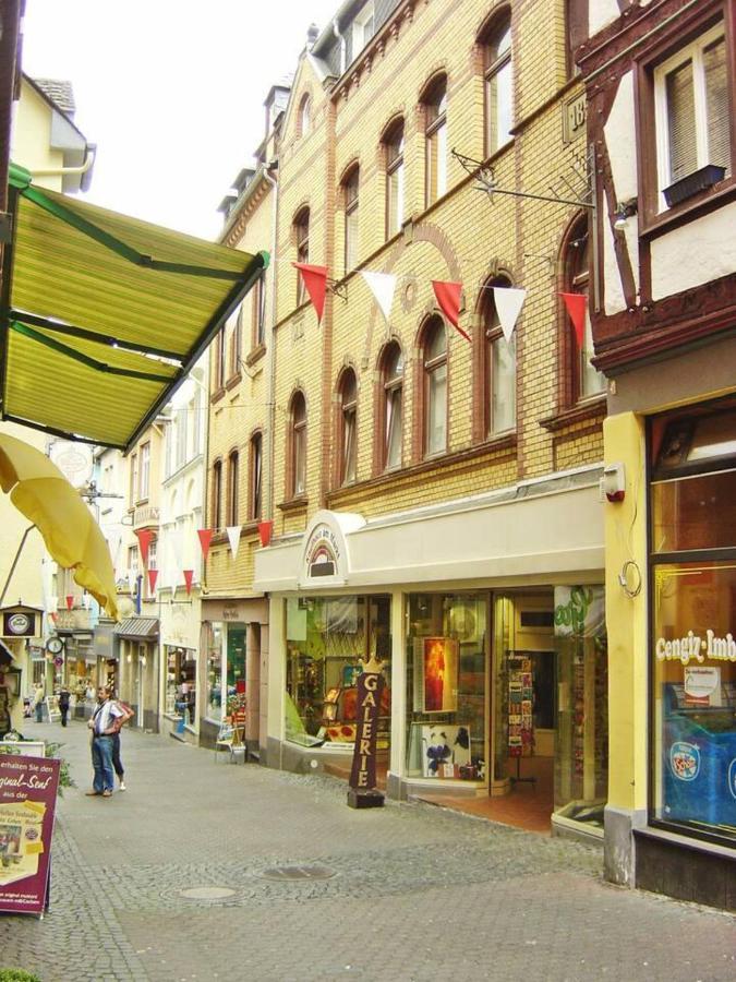 Charming 2-Bed Apartment In Cochem Bagian luar foto
